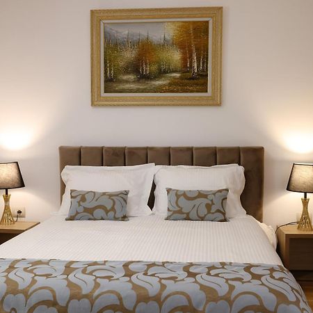Vila Ferdinand Modern Rooms In Tirana'S Center Pokoj fotografie