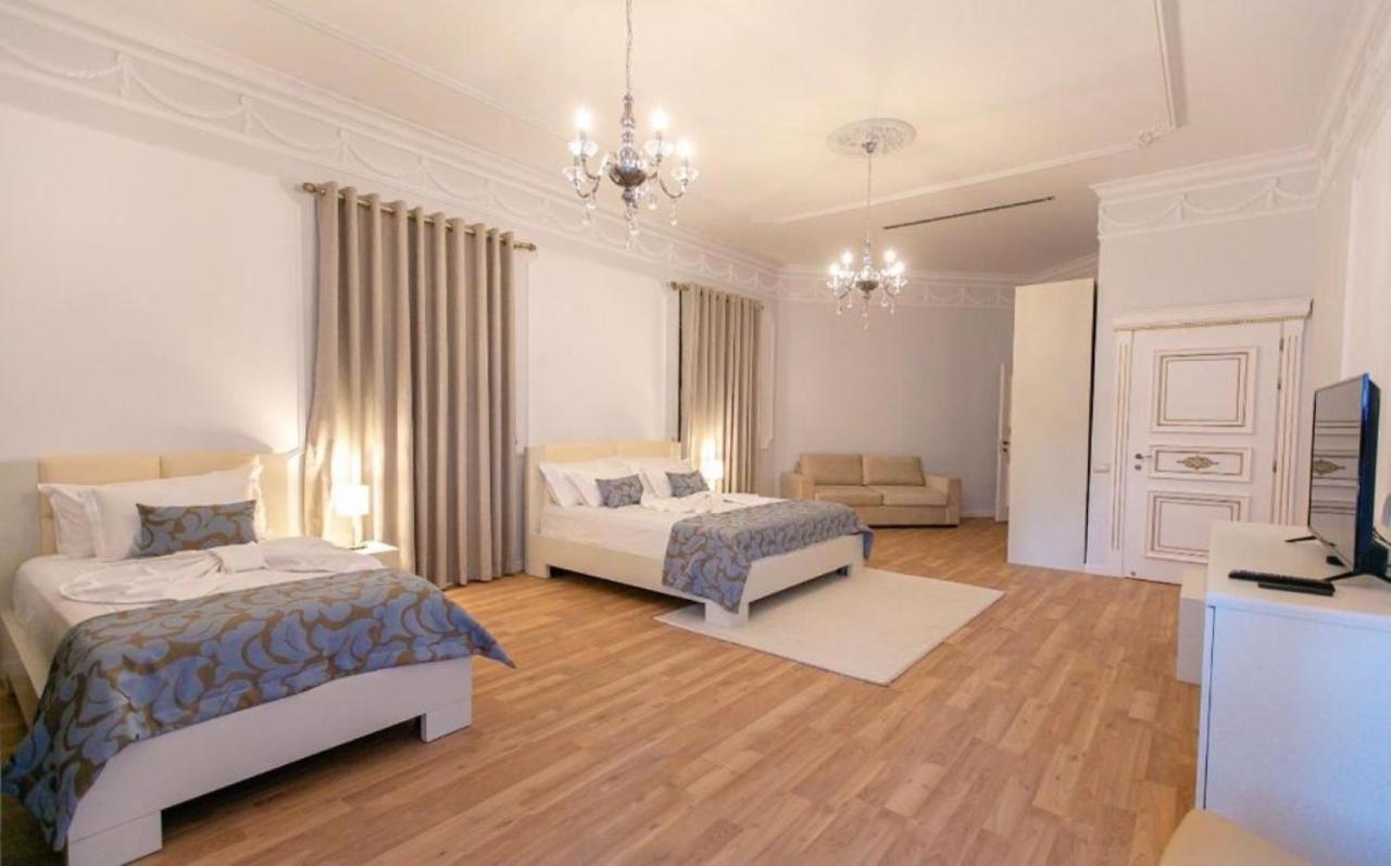 Vila Ferdinand Modern Rooms In Tirana'S Center Exteriér fotografie