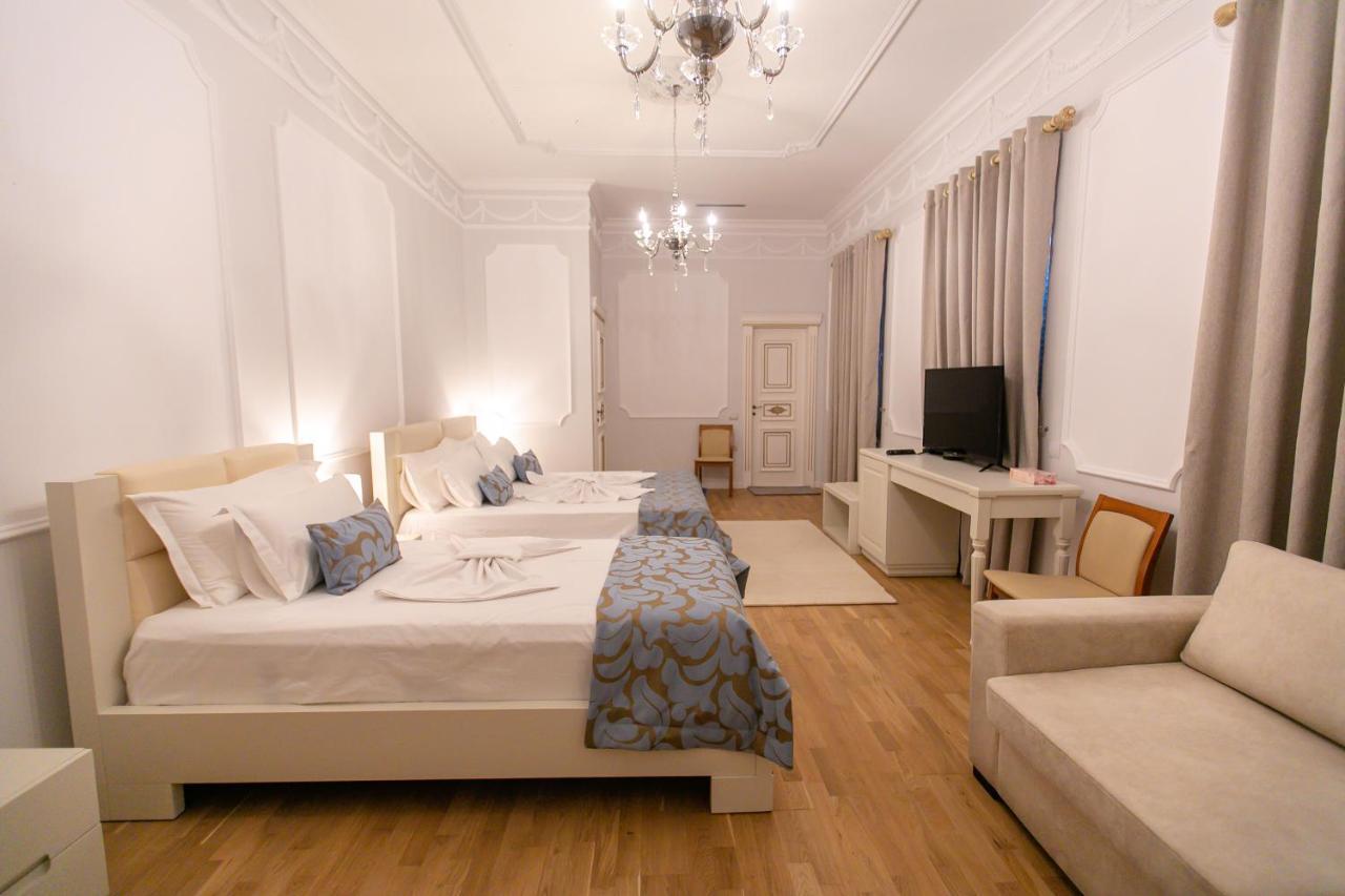 Vila Ferdinand Modern Rooms In Tirana'S Center Exteriér fotografie