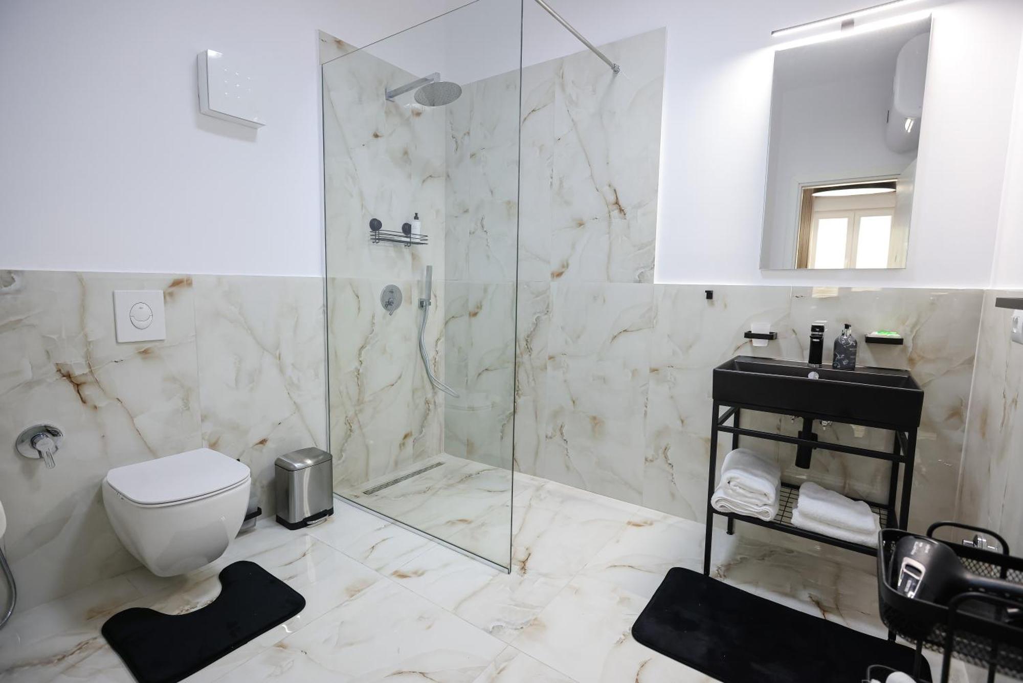 Vila Ferdinand Modern Rooms In Tirana'S Center Pokoj fotografie